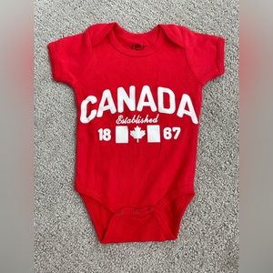 Canada onsie
